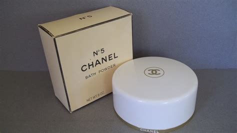 chanel white loose powder|Chanel dusting powder no 5.